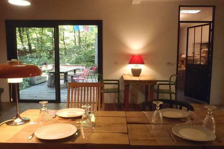 Location de vacances pour 4 personnes, avec jardin et terrasse dans Falaises du Bois de Cise - 3