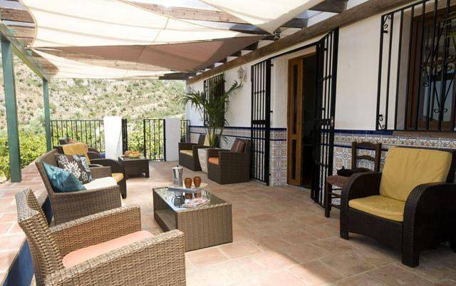 Chalet para 22 personas, con vistas además de jardín y piscina en Axarquía - 2