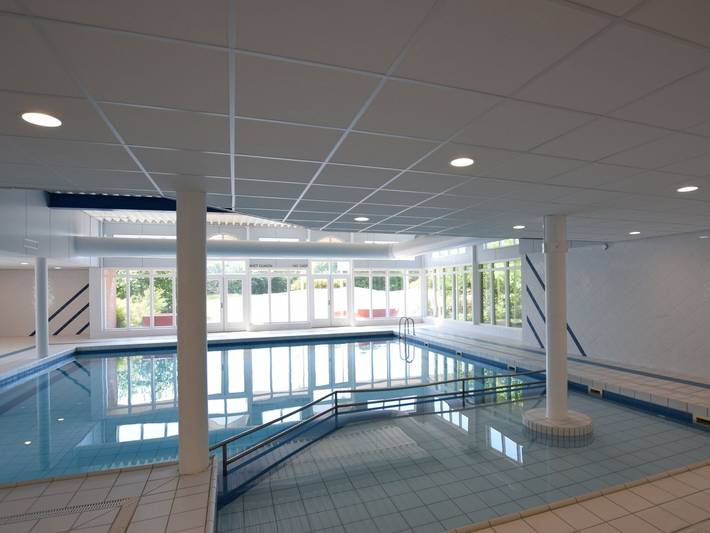 Vakantieappartement voor 2 personen, with Terras and Tuin as well as Zwembad and Sauna in Hollum