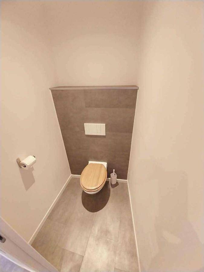 Double Room with Private Bathroom in Lagnieu, Belley