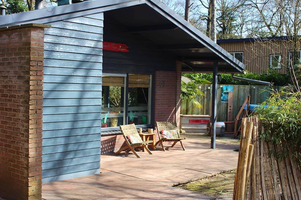 Zen-bungalow no 2 with sauna and hottub in Hardenberg, Regio Zwolle