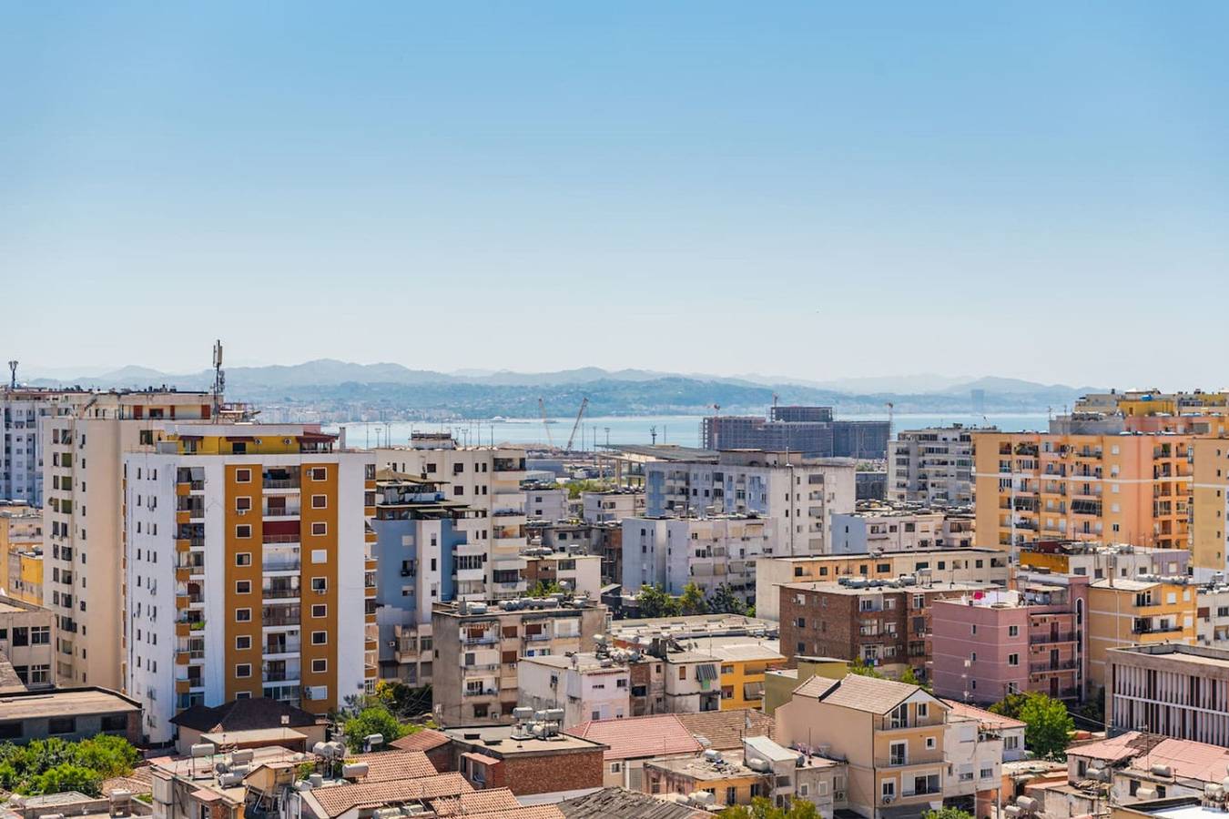 Ολόκληρο το διαμέρισμα, Bright & Comfy – 2Br Apartment by the Adriatic in Δυρράχιον, Αλβανία