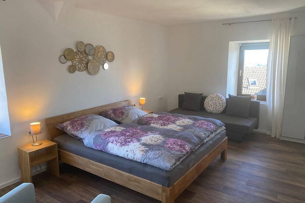 Haus in Esch - Ferienhaus mit 5 Schlafzimmern in Esch, Vulkaneifel