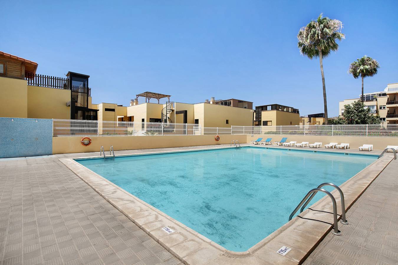 Hel lägenhet, Holiday Apartment "Sabor A Hogar Y Más" with Mountain View, Shared Pool & Wi-Fi in Cho, Arona