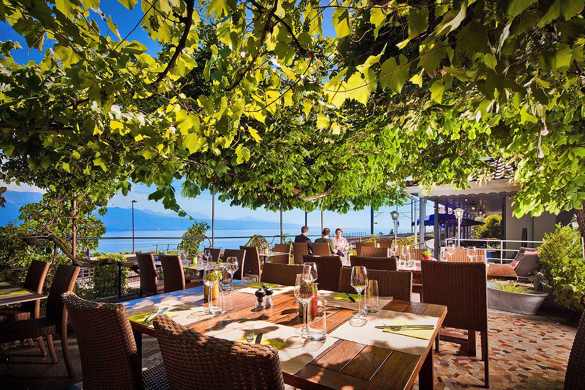 Auberge de la Gare - Standard double room in Grandvaux, Bourg-en-Lavaux