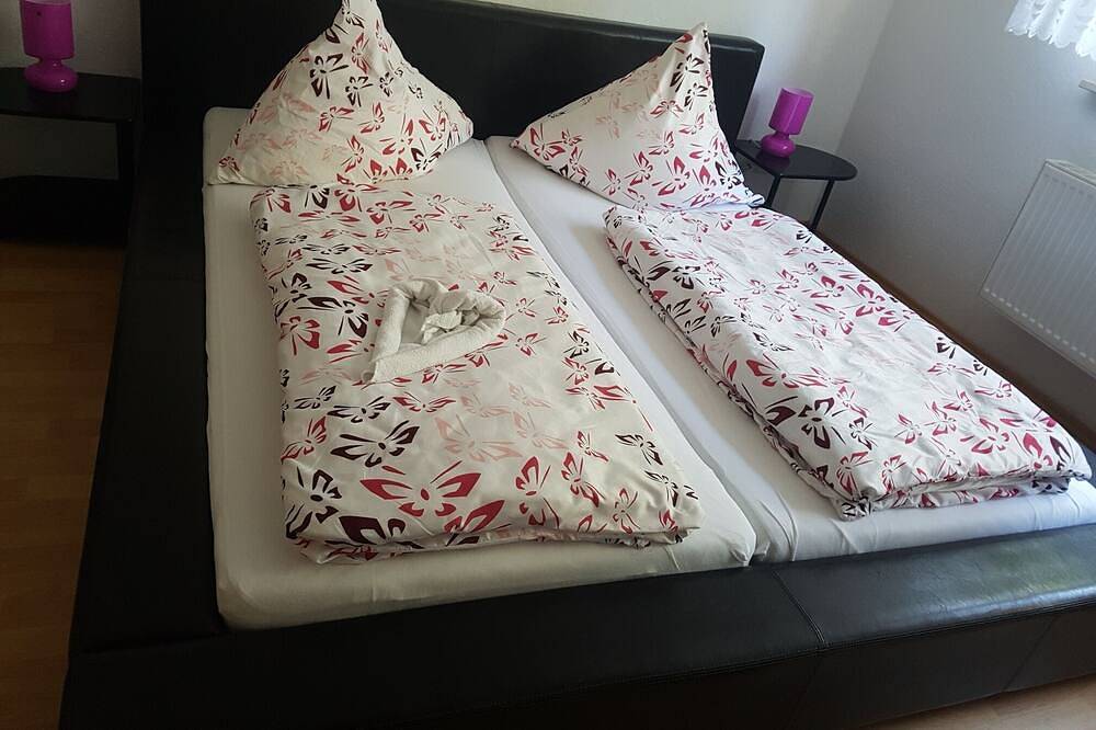 Ganze Wohnung, Ferienwohnung \"Im Mühlbachtal\" - Loreley - Koblenz - Rüdesheim - Wiesbaden in Miehlen, Lahn-Taunus
