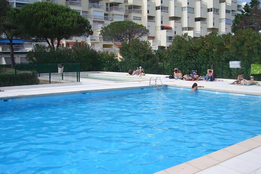 Appartement entier, Appartement T 2  47 m2 vue sur le port dans résidence avec piscine et tennis in Carnon-Plage, Mauguio