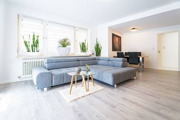Entire apartment, Apartment 'Gartenblick Refugium' with Shared Terrace, Shared Garden and Wi-Fi in Nördlingen, Schwäbische Alb Radweg Region