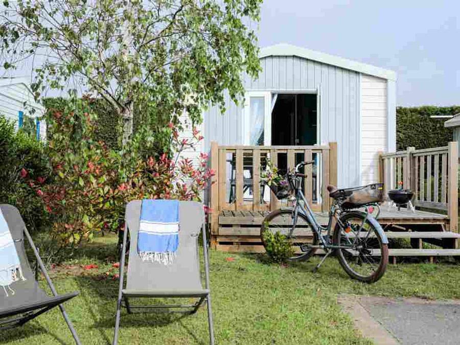 Camping La Foret Stella Plage - Mobilhome 2 personnes - Cottage Duo Cocoon 1 Chambre 18 m2 in Cucq, Région de Montreuil
