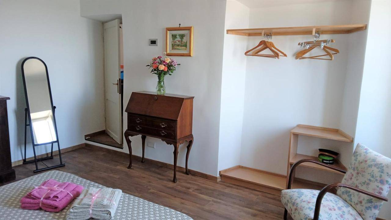 Appartamento intero, Holiday Home in Guidonia Montecelio, Provincia di Roma
