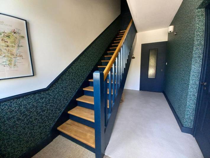 Gîte pour 4 personnes, avec vue ainsi que jardin et piscine à Chânes - 4