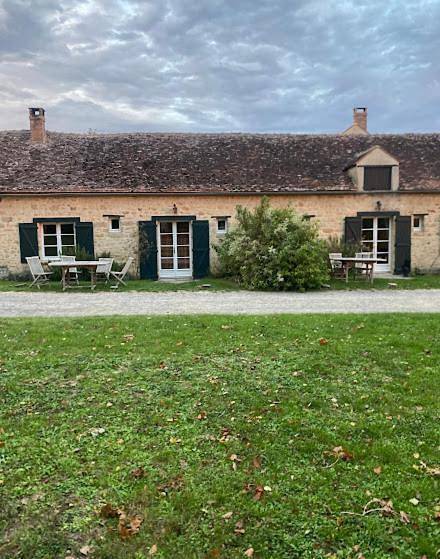 Location de vacances pour 5 personnes, avec Terrasse ainsi que Jardin et Vue à Écuelles
