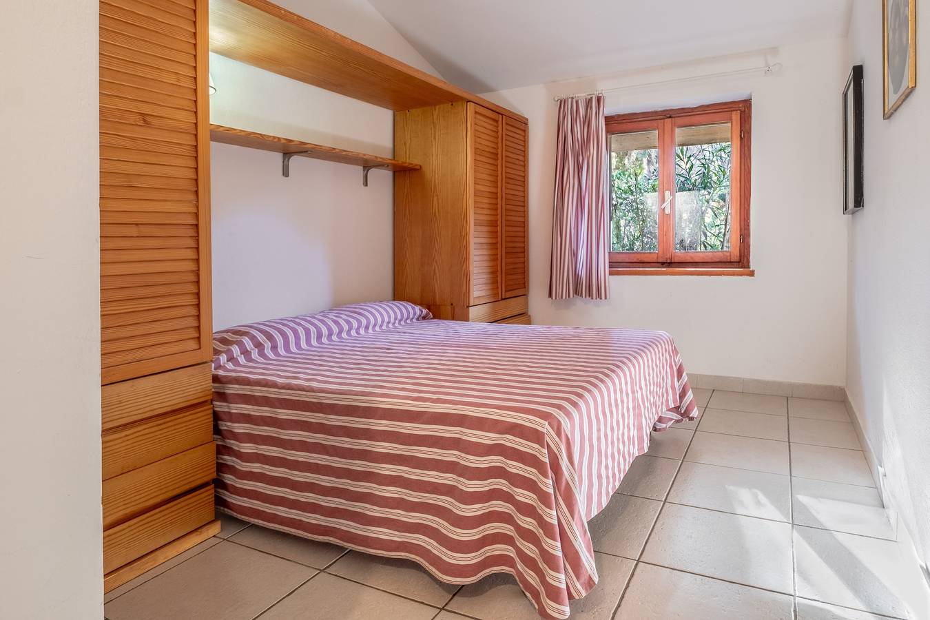 Entire apartment, Apartment 'La Capannuccia B' with Shared Garden, Wi-Fi, and Air Conditioning in Al Cartello, Orbetello