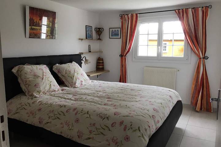 Villa pour 4 personnes, avec jardin dans Béarn - 2