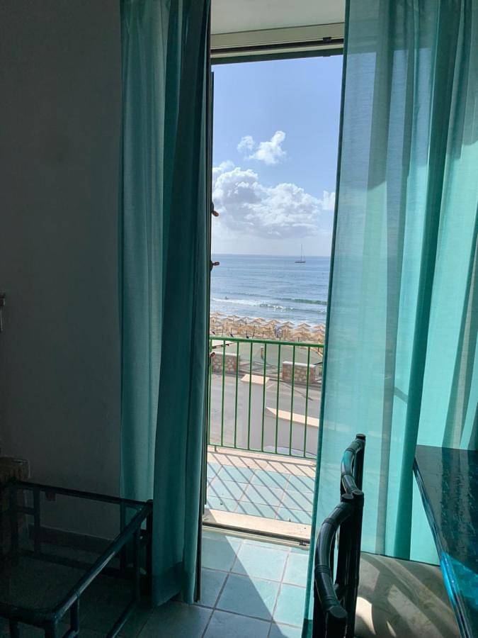Appartamento per 5 persone, con Balcone e Terrazza nonché Giardino e Panorama a San Felice Circeo