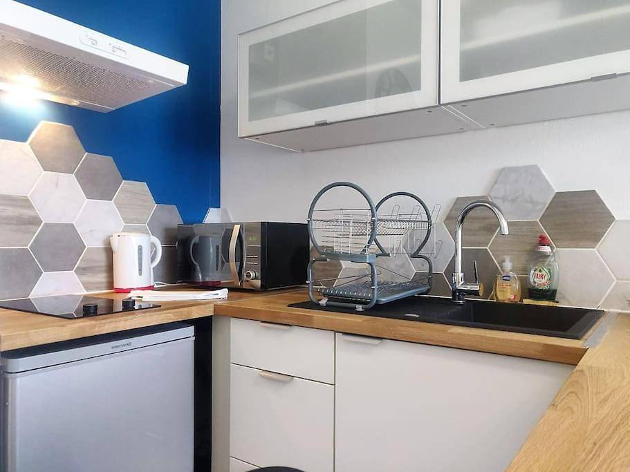 Appartement entier, Le Petit Lons - Parking gratuit - 6min Hippodrome - 7min Université - Wifi in Lons, Béarn