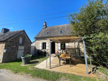 Location de vacances pour 4 personnes, avec terrasse à Hautefage