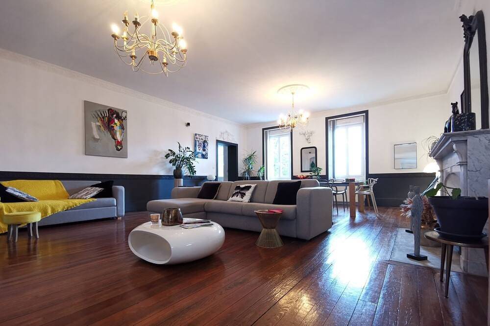 Ganze Wohnung, Magnificent private apartment in a listed building in Montélimar, Nyons und Umgebung