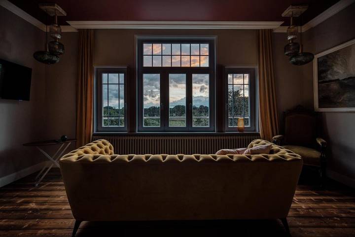 Ferienwohnung für 2 Personen, mit Garten und Sauna sowie Ausblick in Schwienau