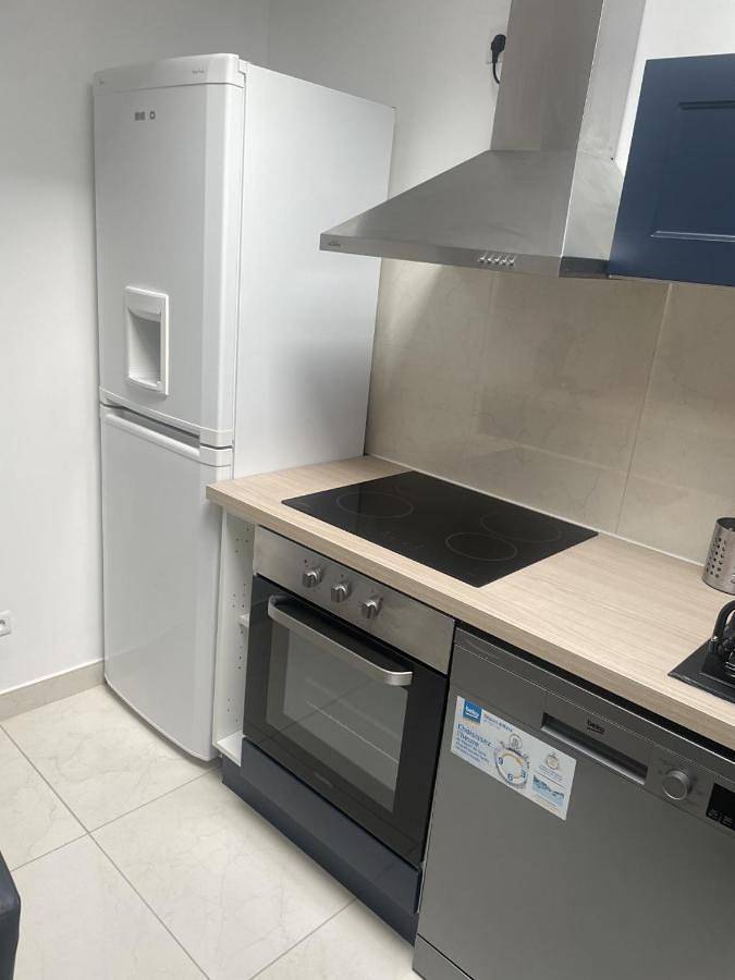 Two-Bedroom House in Le Petit-Quevilly, Région de Rouen