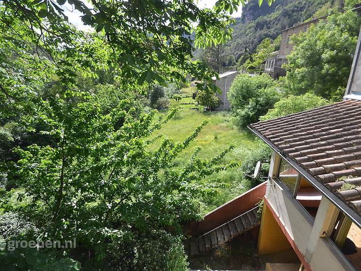 Location de vacances pour 16 personnes, avec terrasse et balcon/terrasse à Gorniès