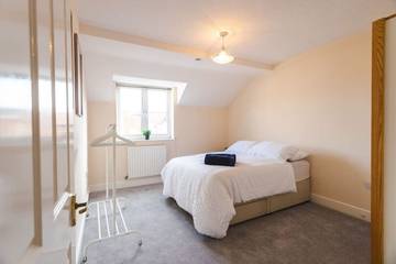 Apartment for 4 People in Swindon, North Wessex Downs, Photo 4