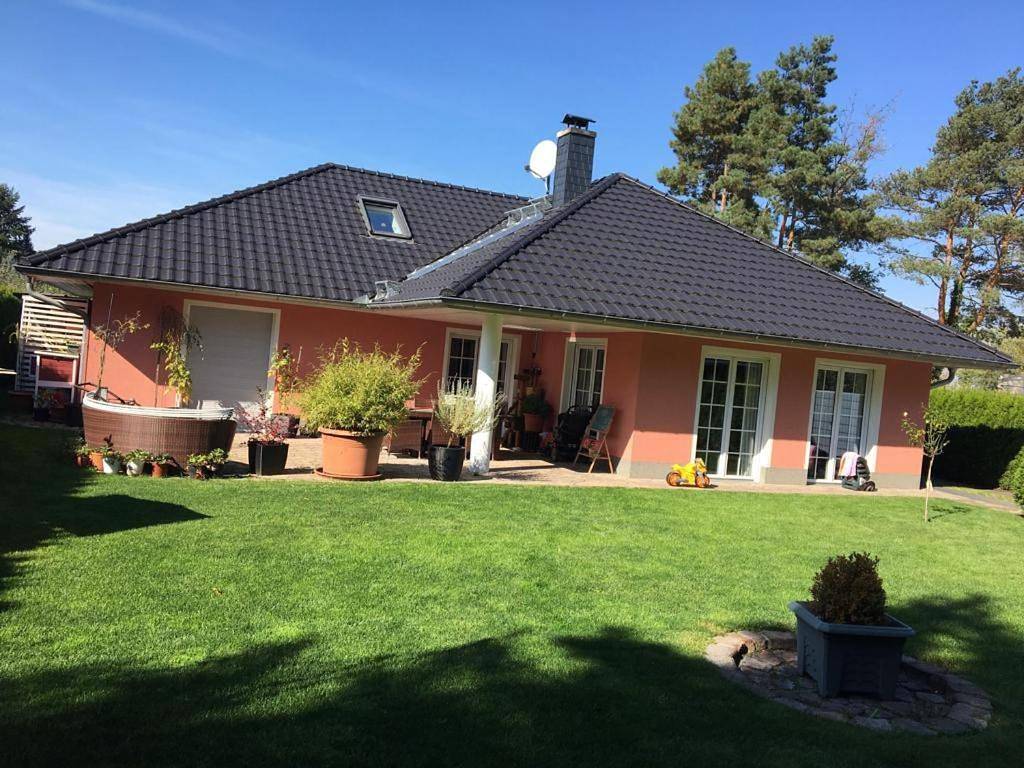 Seeliebe mit Sauna und nur 50 mtr. bis zum Strand in Senftenberger See, Senftenberg