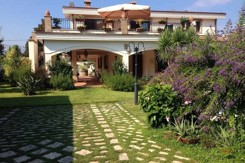 Villa La Sila - Private villa with pool in Palmi, Reggio Calabria Provinz