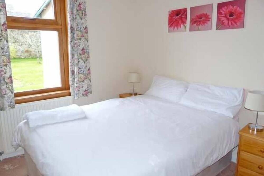 Laxdale Cottage, Corpach in Nevis Range, Fort William