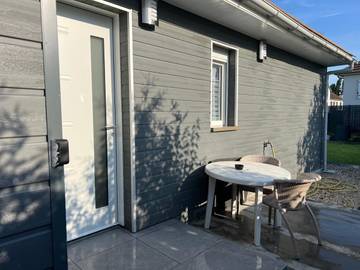 Location de vacances pour 3 personnes, avec terrasse à La Ferté-Saint-Aubin