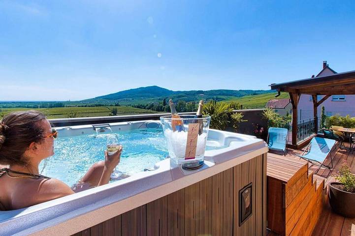 Gîte pour 4 personnes, avec jacuzzi et terrasse à Itterswiller