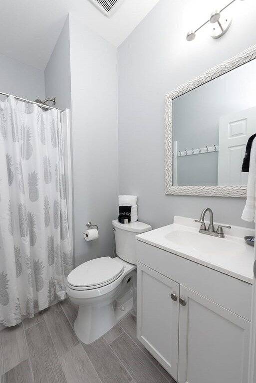 Amazing 6Br, 3 Min Walk to Beach, Private pool in Destin, Emerald Coast