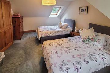 Log Cabin for 8 People in Banchory, Aberdeenshire, Photo 2