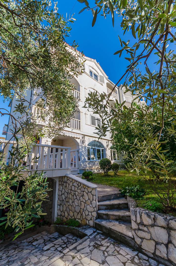 Ganze Wohnung, Apartments Jadran in Okrug Gornji, Ciovo