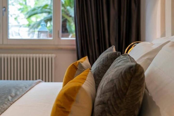 Geheel appartement, Casa Bardi: Apartment with Terrace + Parking in San Gimignano, Provincie Siena