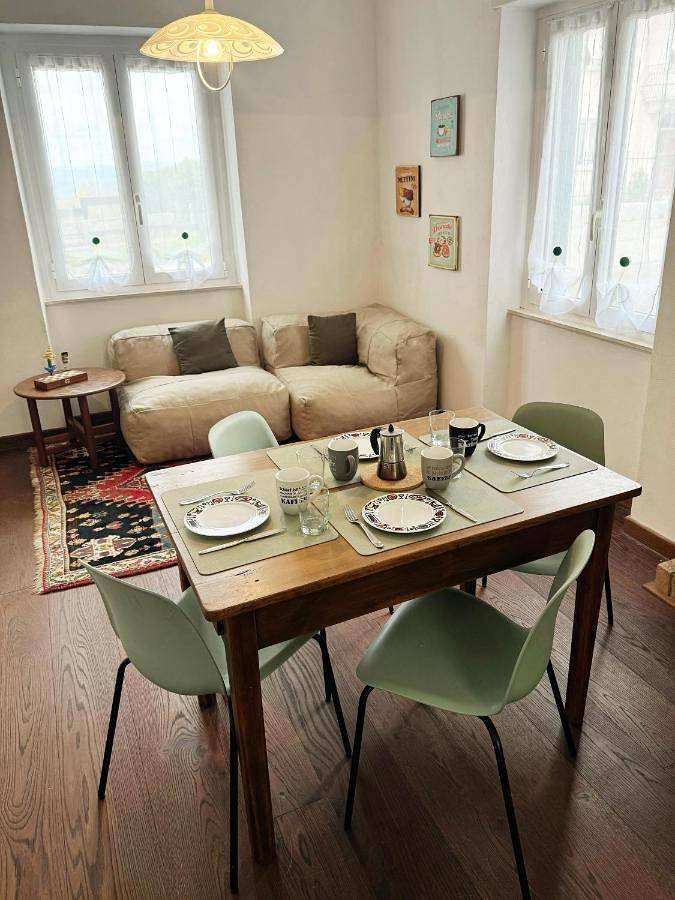 Location de vacances pour 4 personnes, avec balcon ainsi que jardin et vue à Ponzone - 2