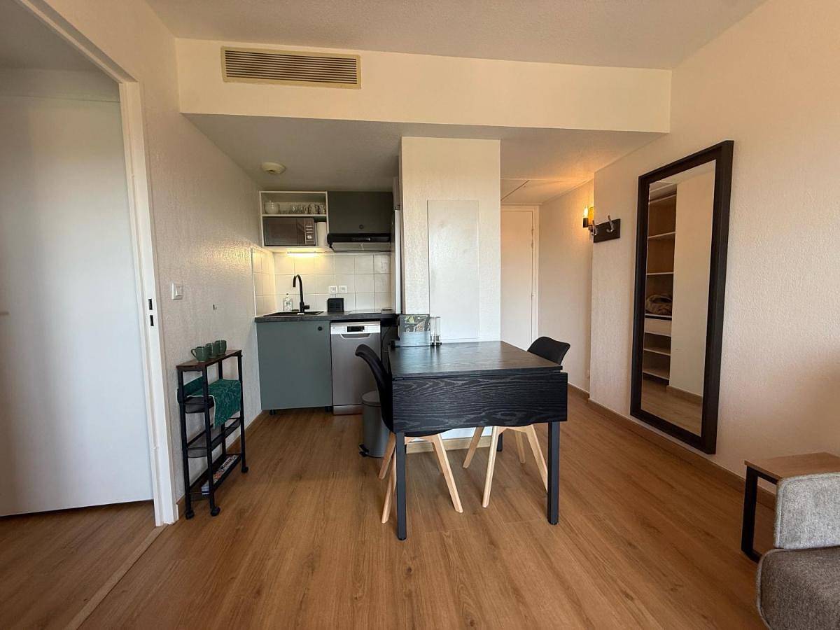 Appartement entier, L’Horizon Green : piscine climatisation vue golf in Biot, Côte méditerranéenne (France)