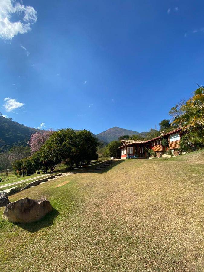 Villa pour 8 personnes, avec jardin ainsi que jacuzzi et piscine dans Região Metropolitana do Rio de Janeiro