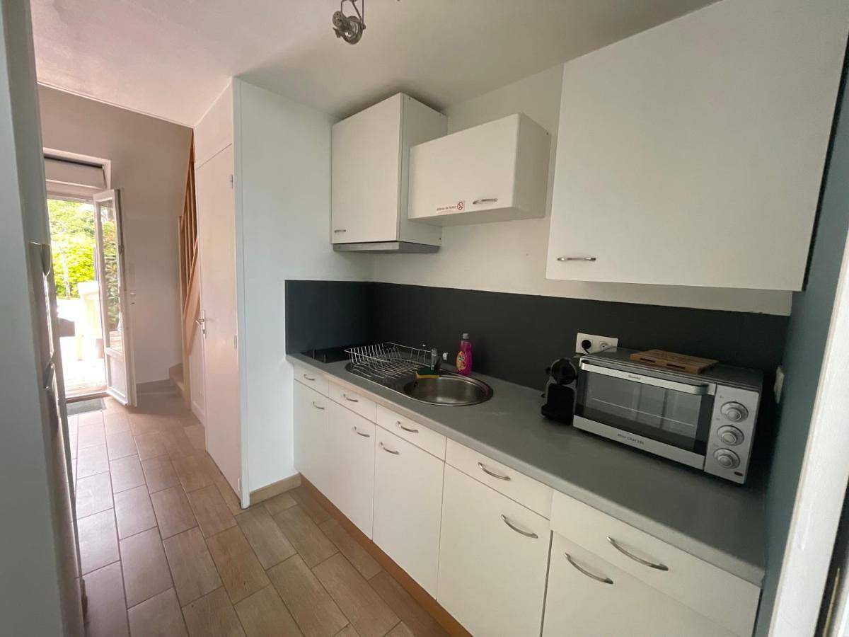 Appartement entier, One-Bedroom Apartment in Plescop, Parc naturel régional du Golfe du Morbihan