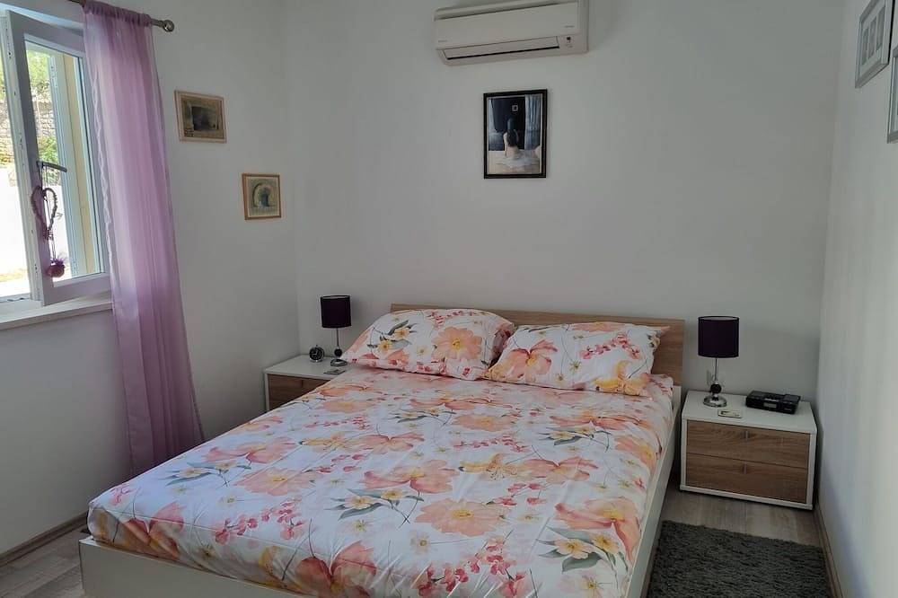 Ganze Wohnung, 4-Sterne-Luxus-Apartment mit privatem Pool und Blick auf die Landschaft und das Meer in Bol, Brac