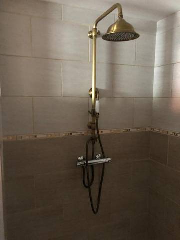 Location de vacances pour 6 personnes, avec jardin dans Joux-la-Ville