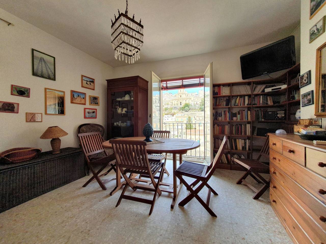 Keirat in Modica (town), Módica