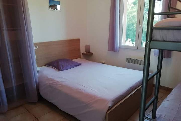 Appartement entier, Clos des Plumbagos, entre Avignon et le Ventoux in Monteux, Vaucluse