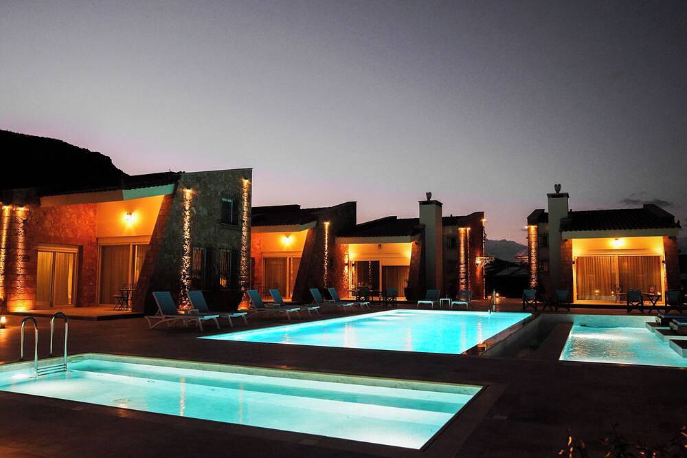 Modern And Luxury Suites For Relax Or Escape To Magical Nafplio in Aria, Nafplio