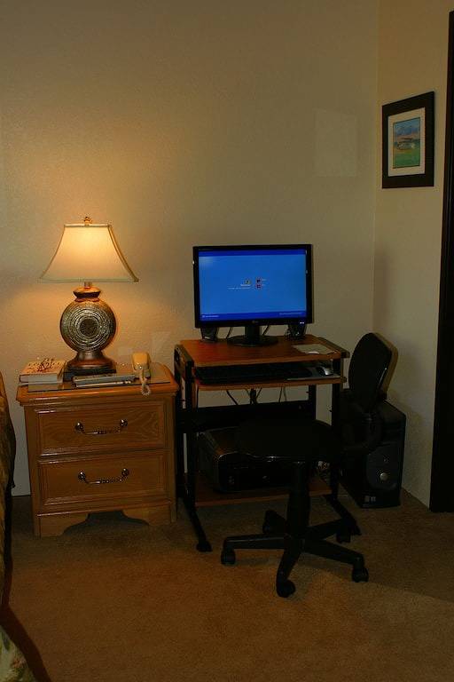 Ganze Wohnung, * Grösserer Leiserer Umbau Von Wasser / Golf / Brdg-Vu Über 1 $ 25-Lebensmittel-Restaurant-Coupon in Lake Havasu City, Mohave County