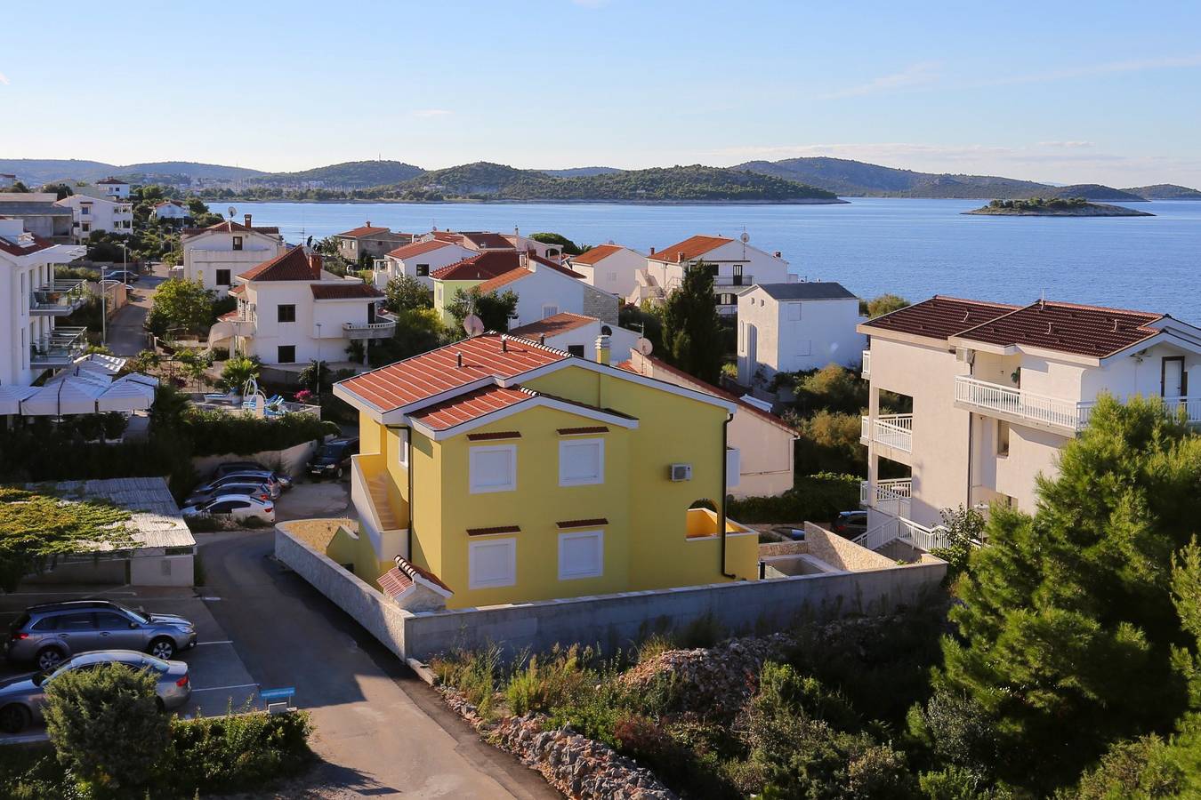 Ganze Wohnung, 1-Zimmer-Ferienwohnung am Strand Zecevo Rtic (Rogoznica) A-11869-b in Rogoznica, Šibenik-Knin
