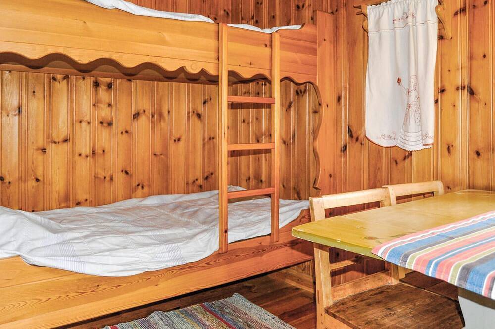 Nice home in Stöllet with kitchenette in Värmlands land