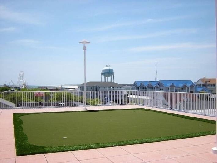 Vacation home for 10 people, with pool and balcony in Ocean City