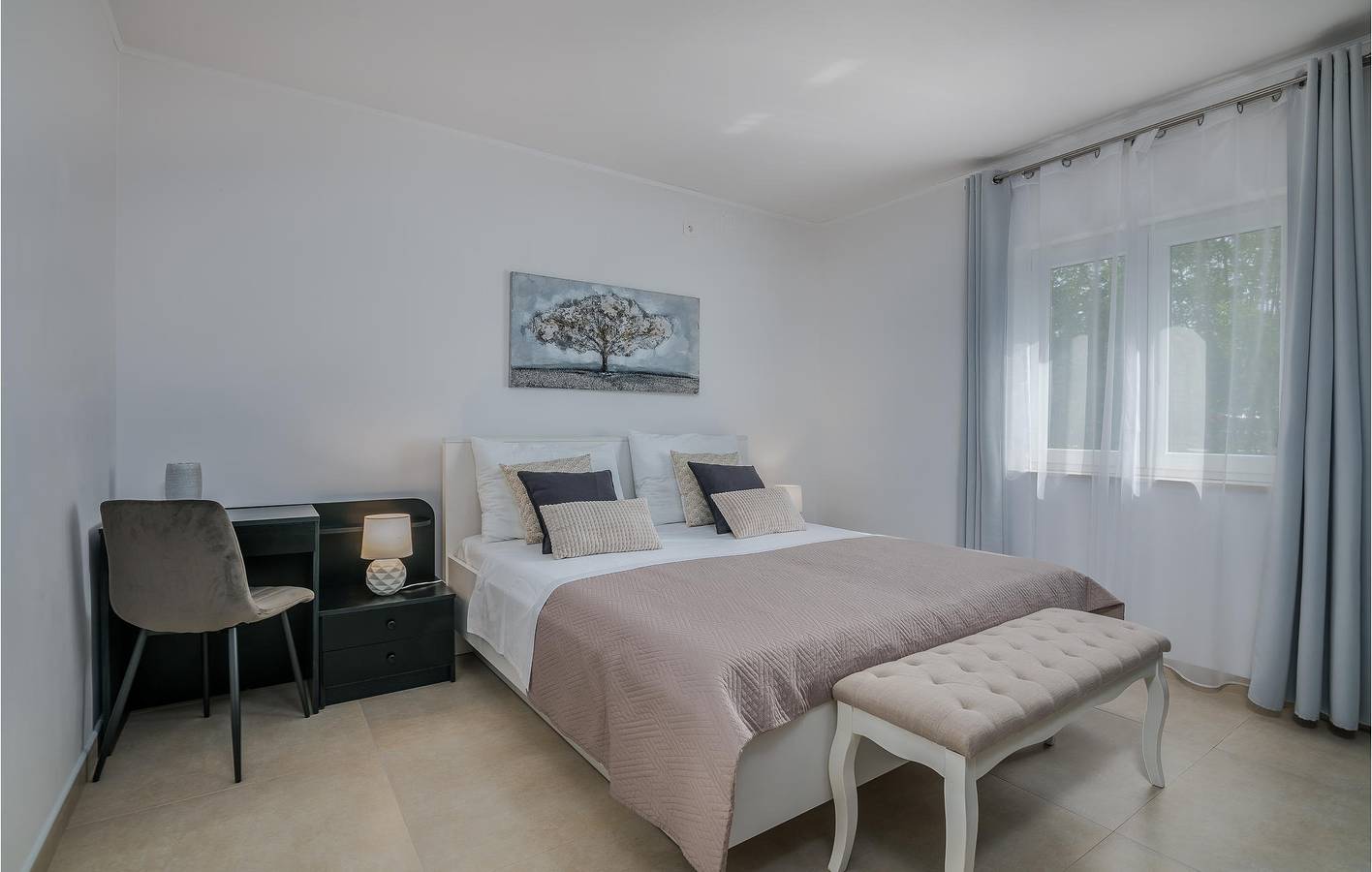 Gemütliche 1-Zimmer-Wohnung mit Pool in der Nähe des Stadtzentrums von Kras in Kras, Krk