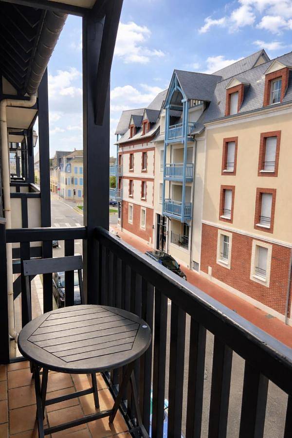 Gîte pour 2 personnes, avec vue et jardin, animaux acceptés dans Port Morny Deauville - 2